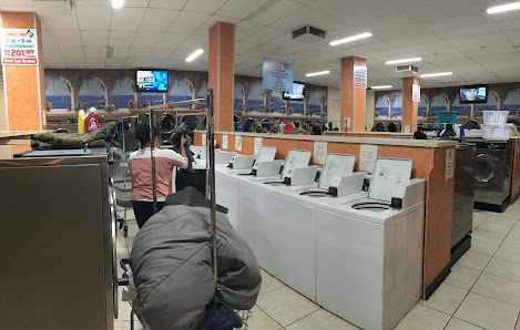 PS SD Euclid Laundromat thumb 2